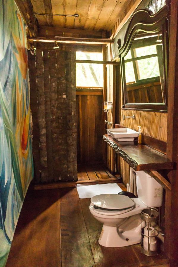 Bambu Gran Palas Hostal Party Hostal *