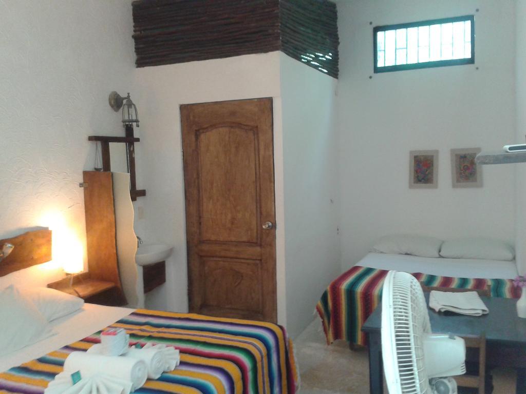 Hostel El Punto *