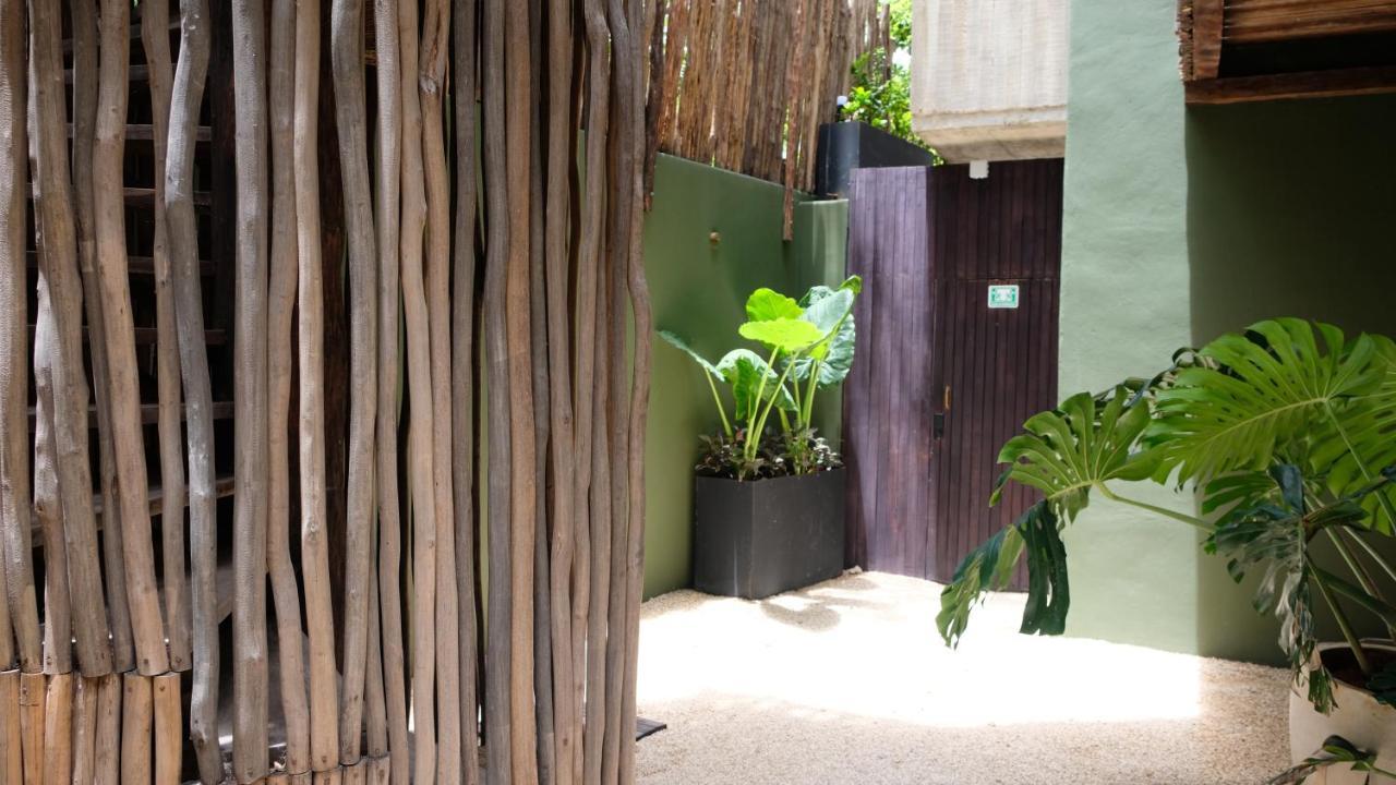 Bed and breakfast Loba Male Only Tulum