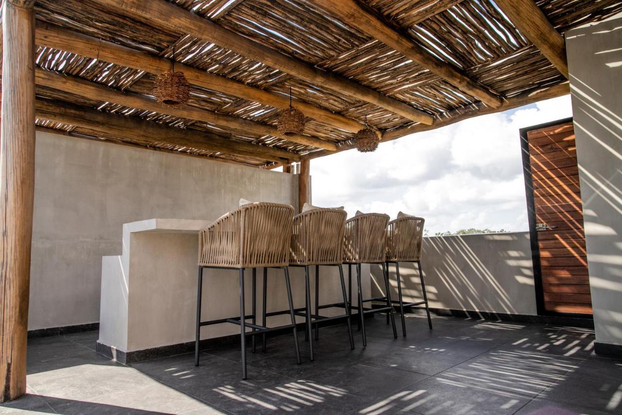 Luxury Macondo
