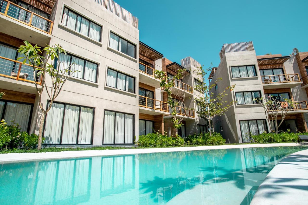 Luxury Macondo 2*
