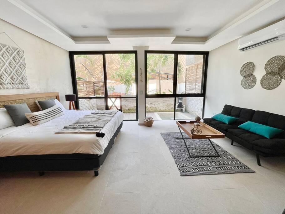 Luxury W/private Jacuzzi & Cenote Tulum