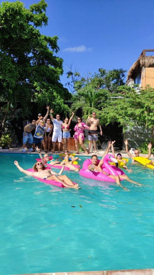 The - Food, Drinks And Transportation To The And Cenotes *