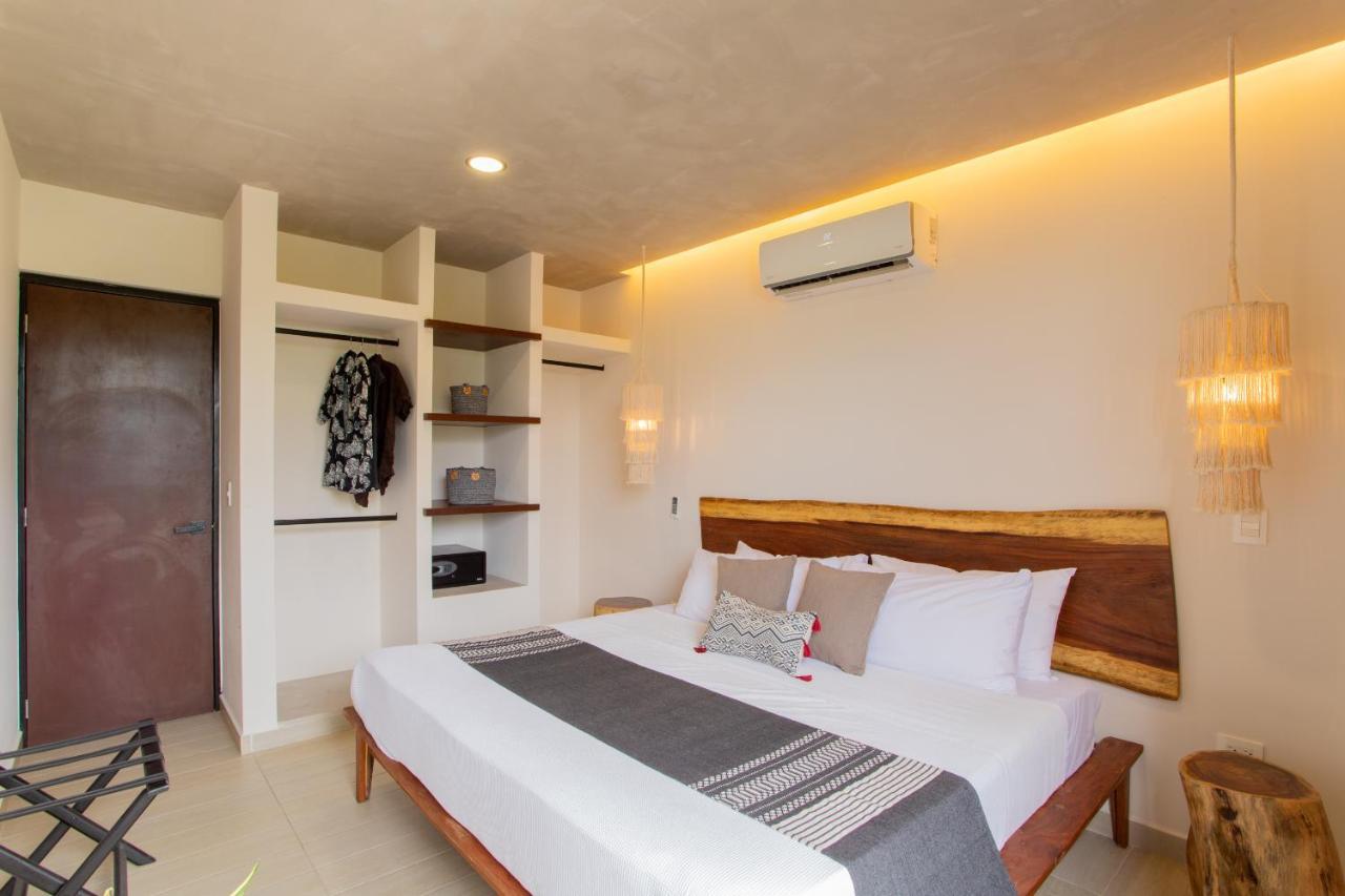 Luxury Macondo