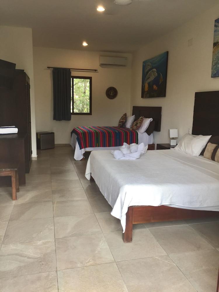 Hotel Casa Santiago Tulum