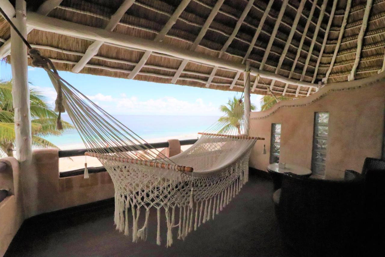 Estrellas - Located At The Party Zone Hotel Tulum