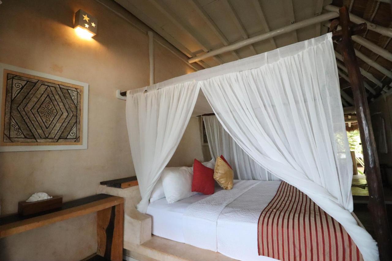 Hotel Estrellas - Located At The Party Zone 4*