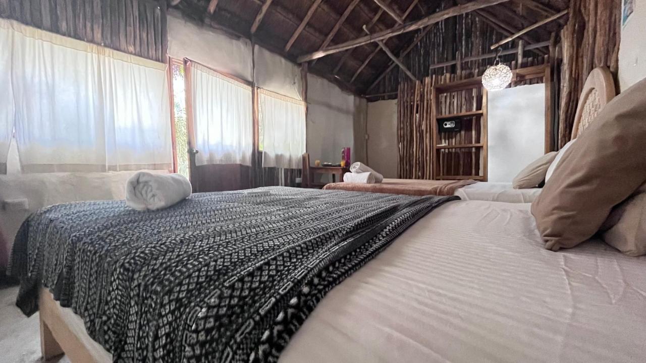 Karen's Hotel *