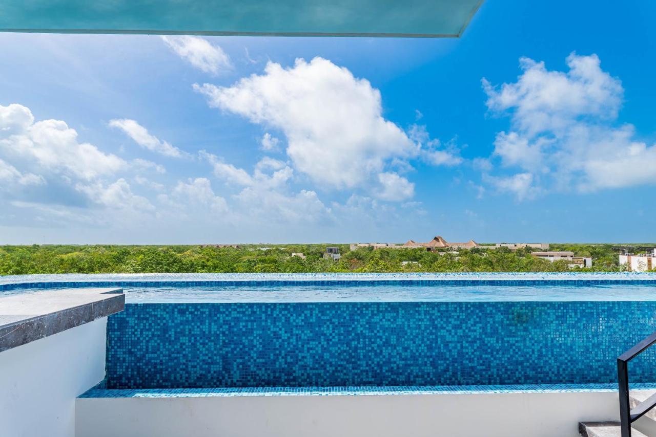 Top Location, Rooftop Pool And Gym With Jungle View, Elle Apartamento Tulum