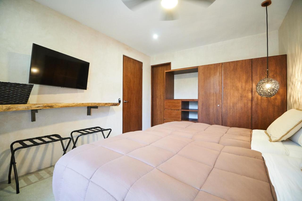 Tanik By Lockey Hotel