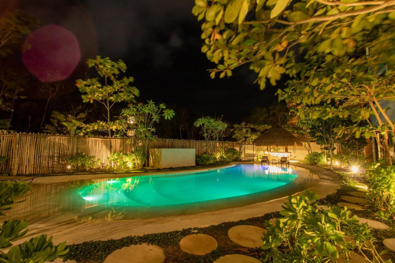 Luxury Macondo