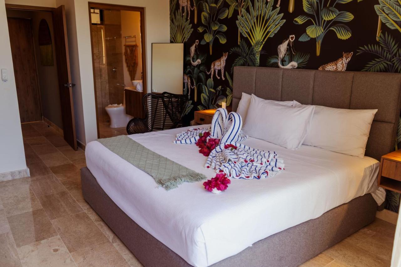 2br With Fast Wifi Free Bikes, Rooftop, Pool, And Gym *