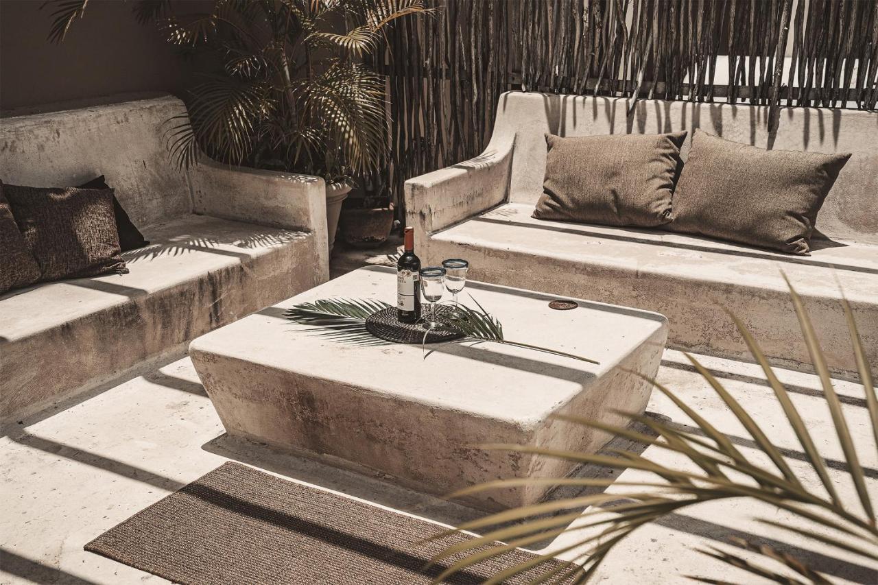 Hotel Boutique 06 (adults Only) 3*