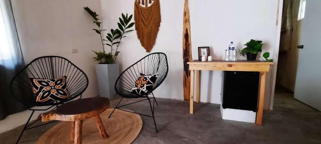 Casa Naia Pensión *