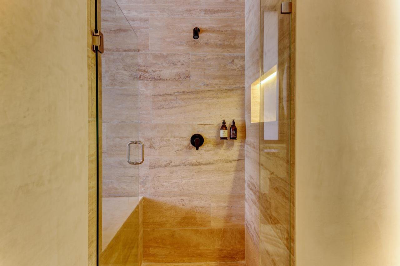 Eterna Hotel 4*
