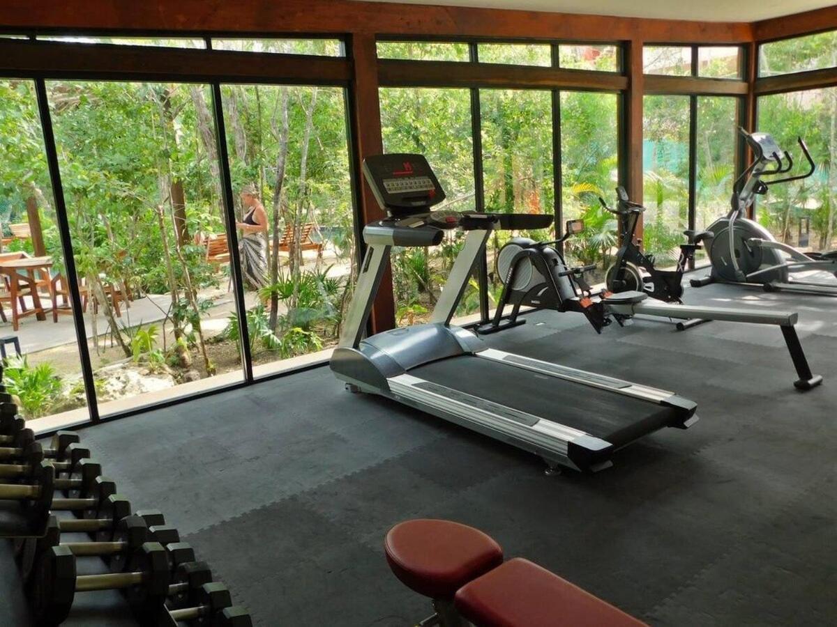 Apartamento Amplio Depto. C/terraza Privada + Hermosa Piscina Tulum