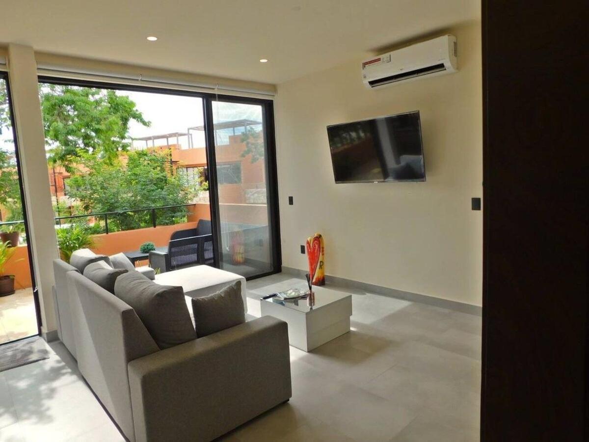 Amplio Depto. C/terraza Privada + Hermosa Piscina Apartamento