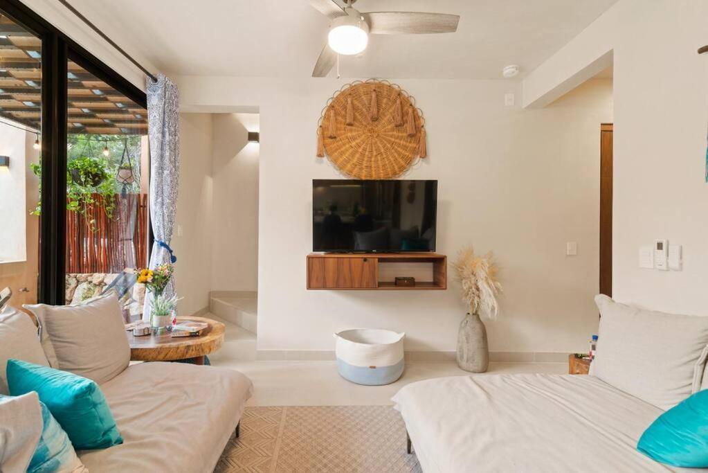 Villa Casa Ohana~3br W/ Private Pool & Rooftop Jacuzzi, Wifi, Gym, & 5 Km To Tulum