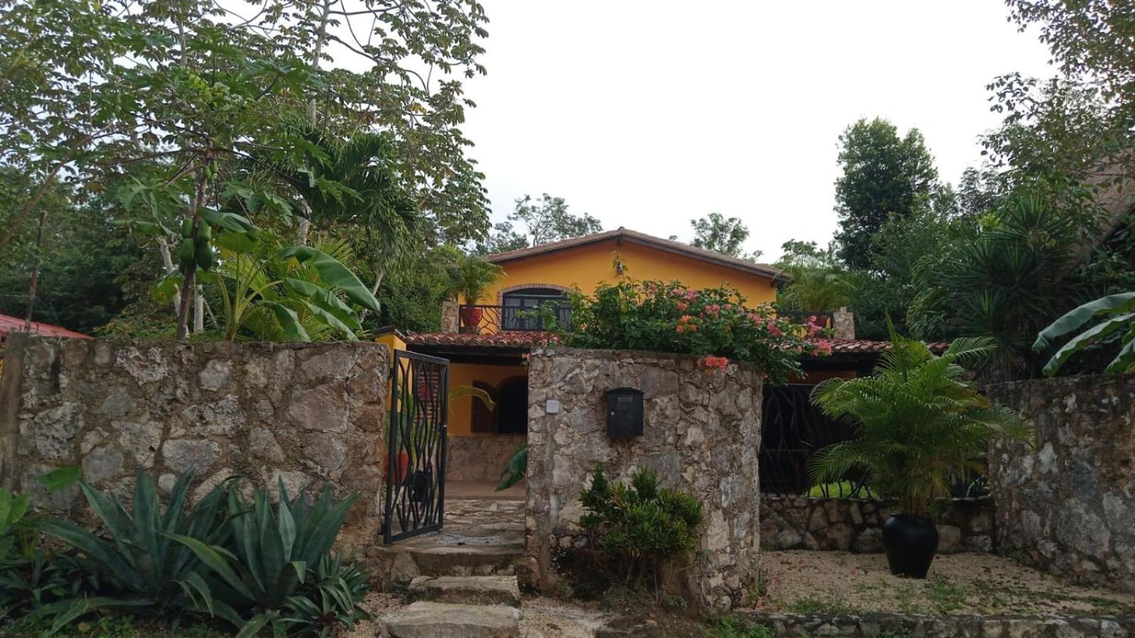 Casa Mango Bed and breakfast 2*