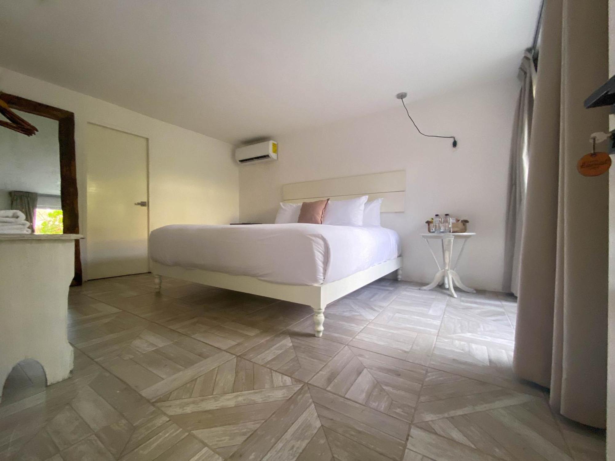 Residencia Gorila Apartahotel 2*