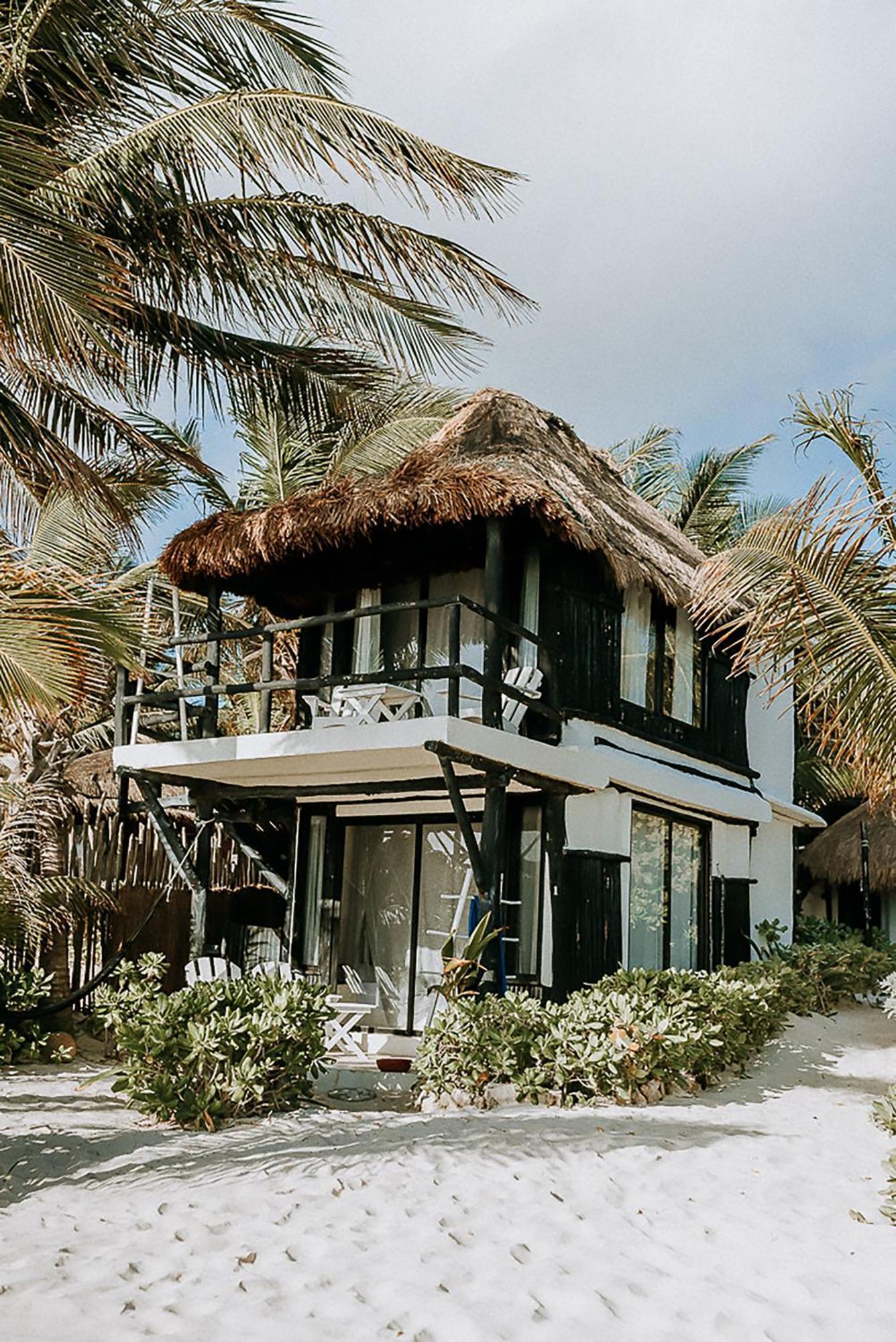 Coco Hotel 2*