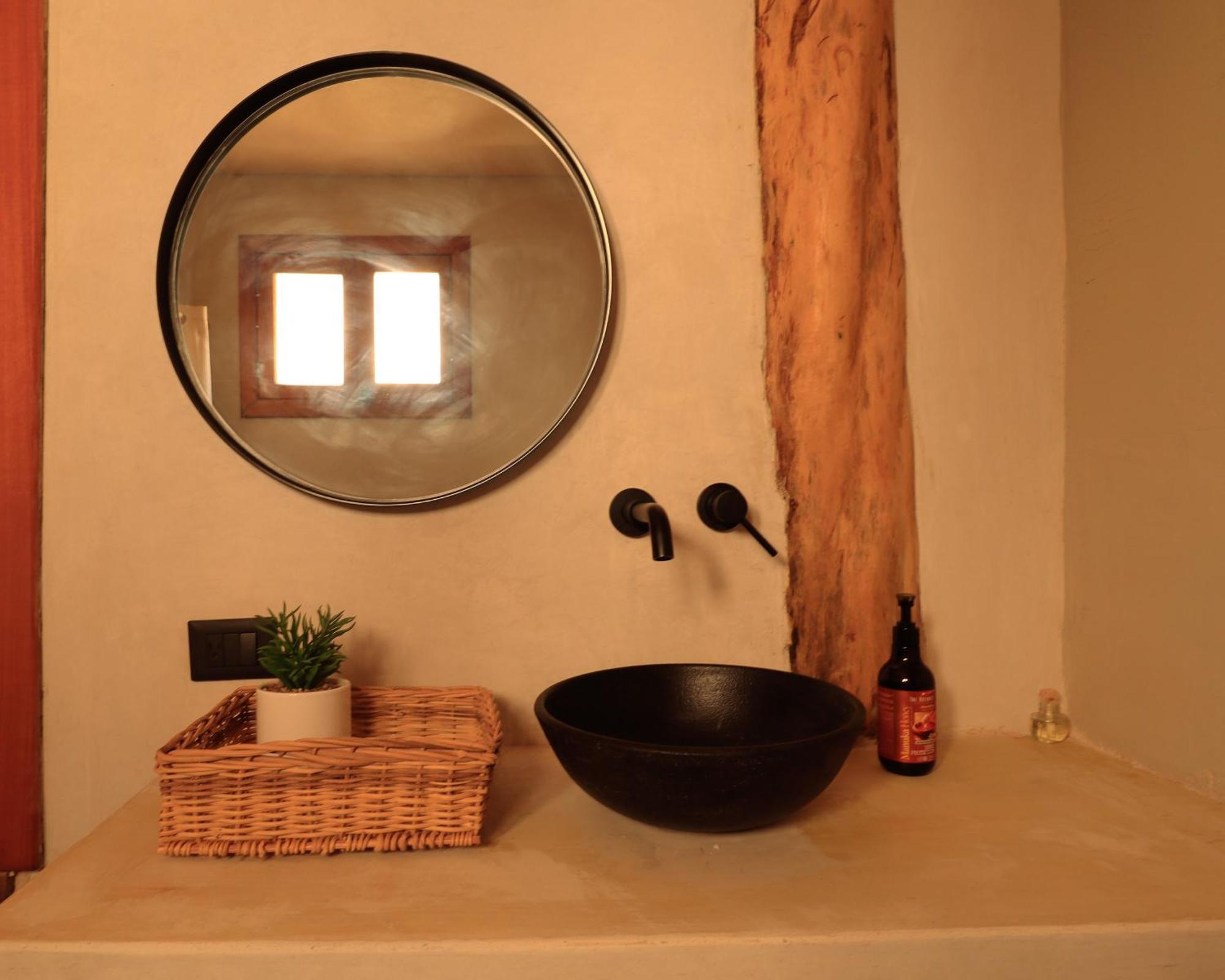Indajani Hotel&hostel With Pool Hostal Tulum