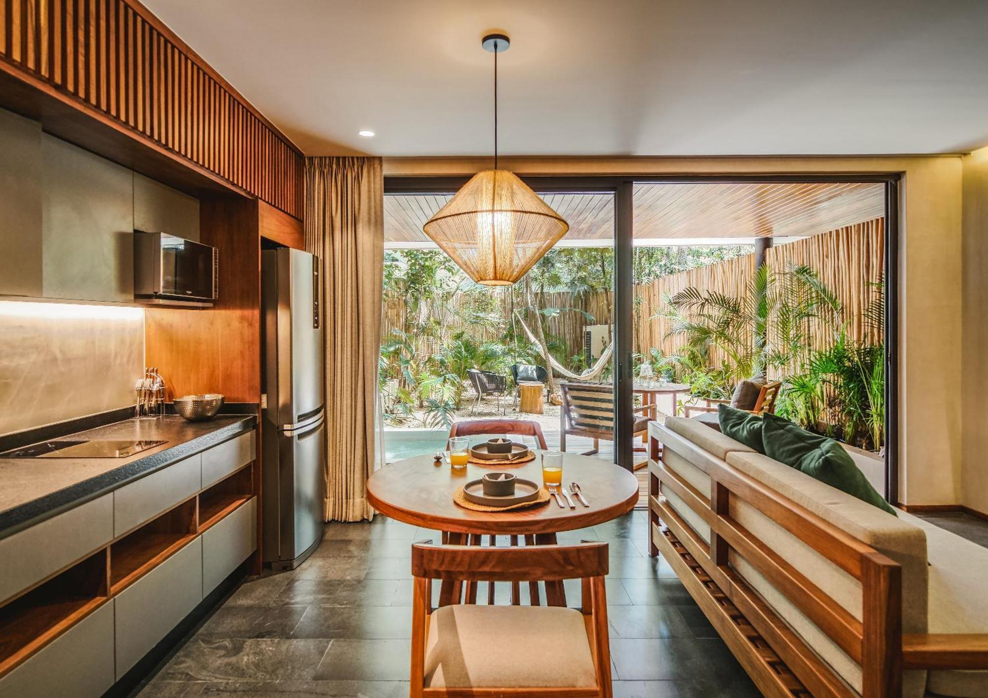 Tropical Oasis With Plunge Pool & Peaceful Garden - Mira Luna 131c Apartamento
