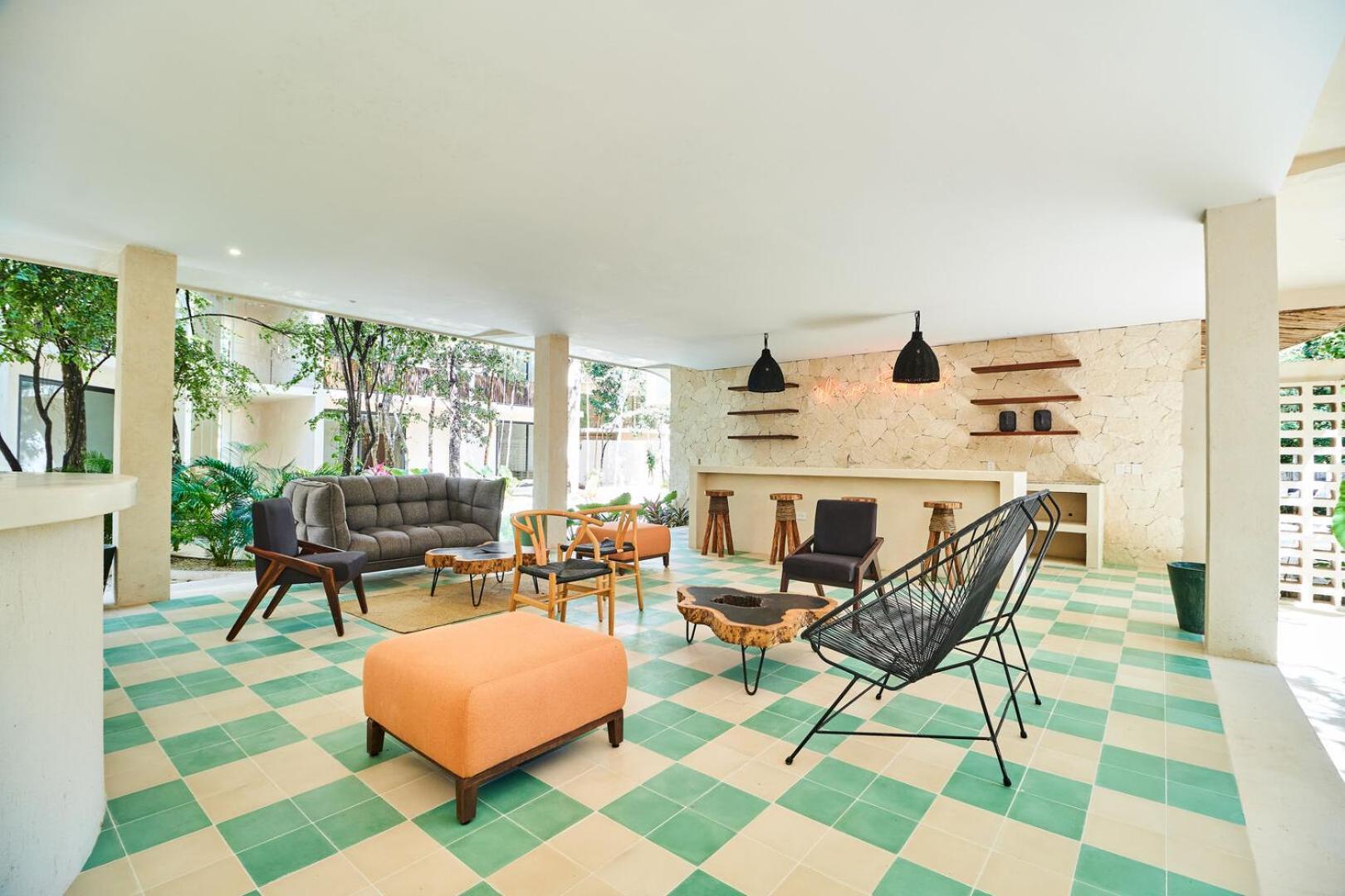 Tanik By Lockey Hotel