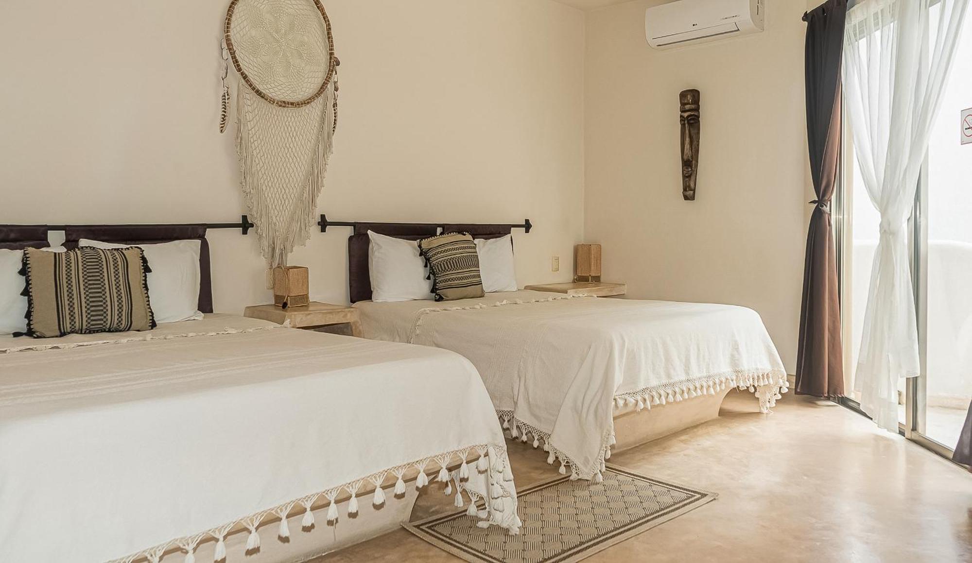 Hotel Boutique 06 (adults Only) 3*
