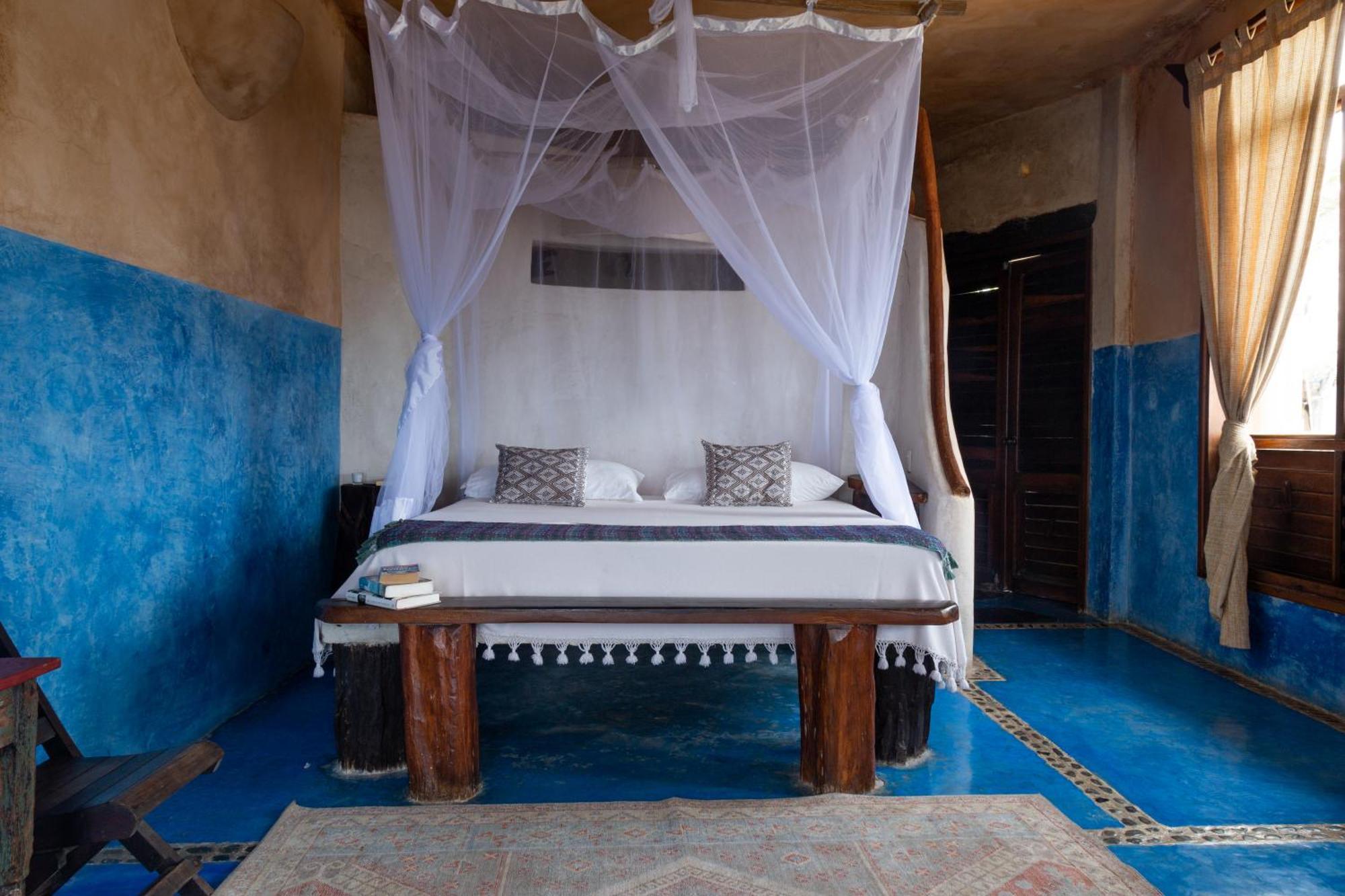 Hotel Del Sol 3*