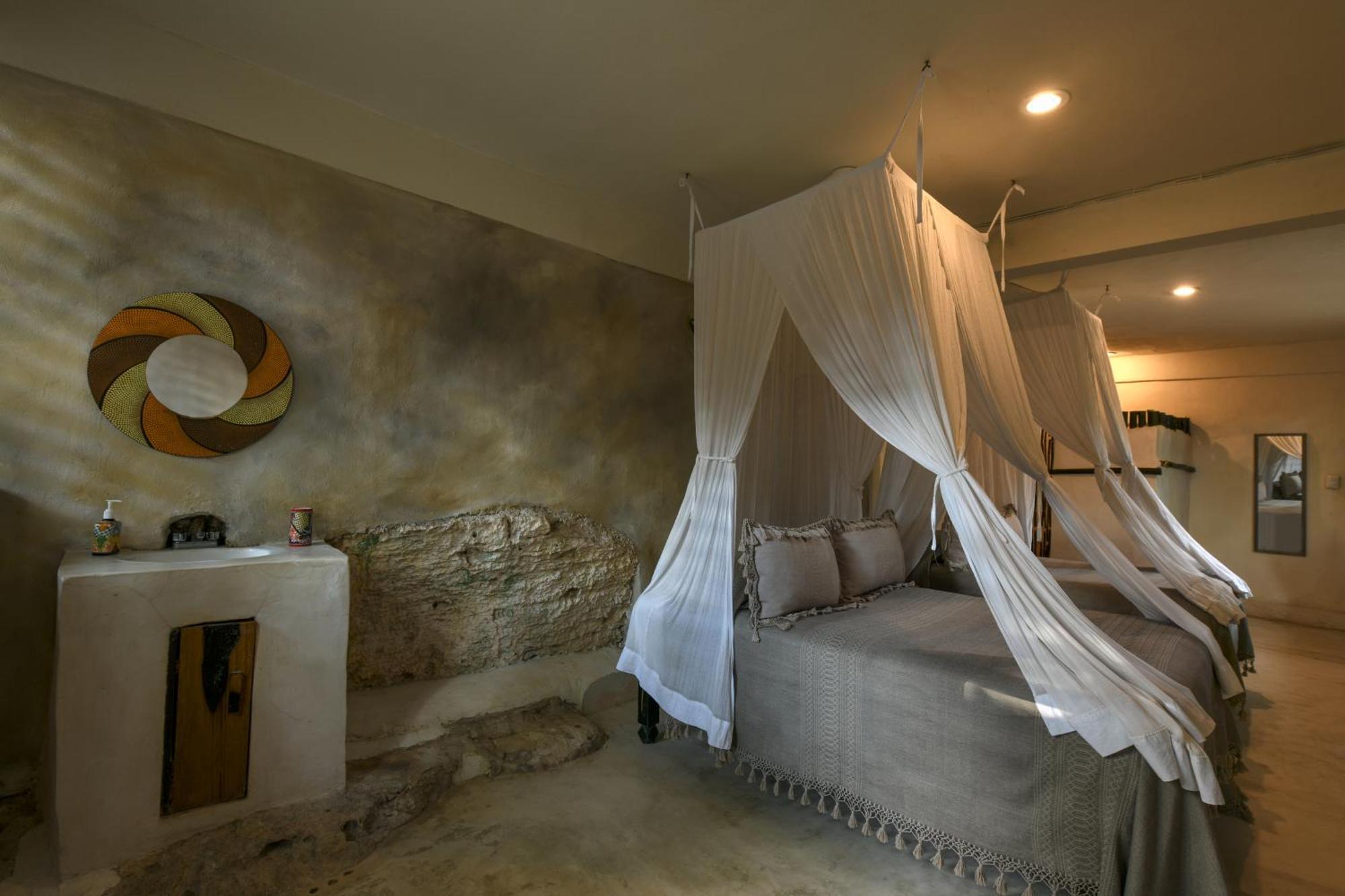 Diamante K Hotel