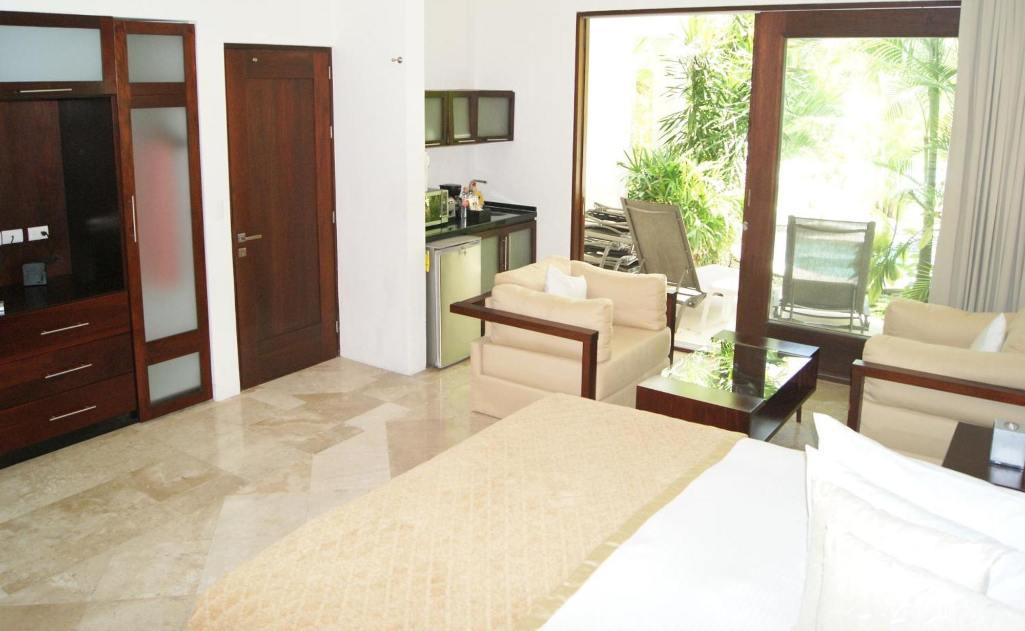Mak Nuk Village - Clothing Optional Apartahotel Tulum