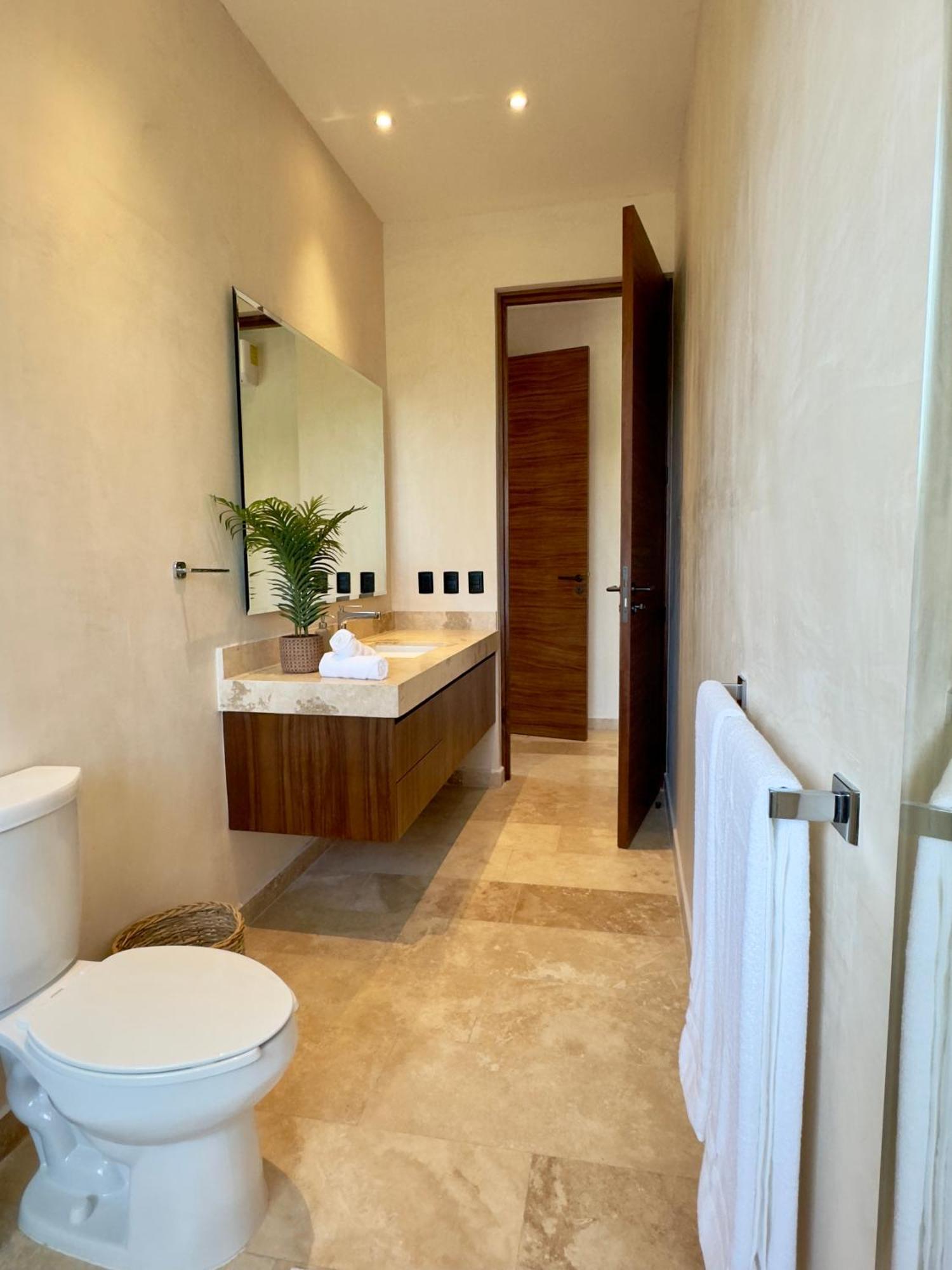 Casa Laak, Luxury Villa, 5 Bedroom 7 Bt, Heated Pool Villa