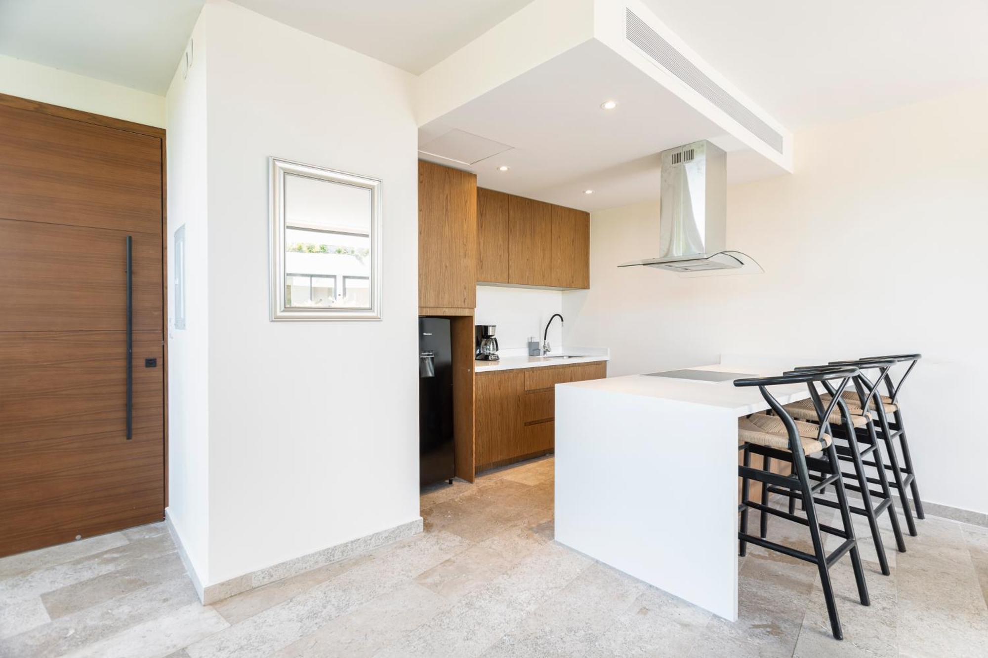 Mistiq Temple Ii Luxury