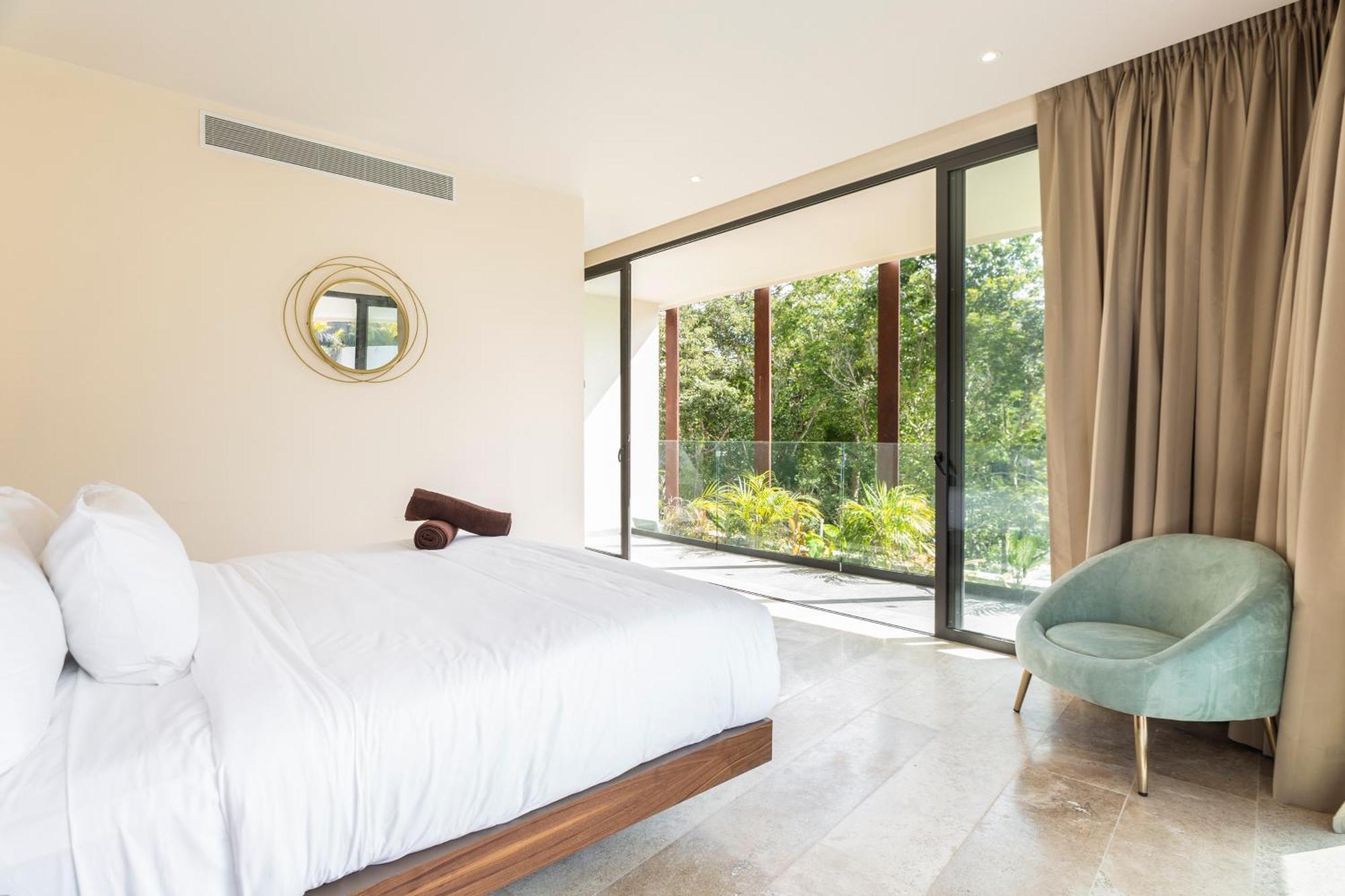 Mistiq Temple Ii Luxury