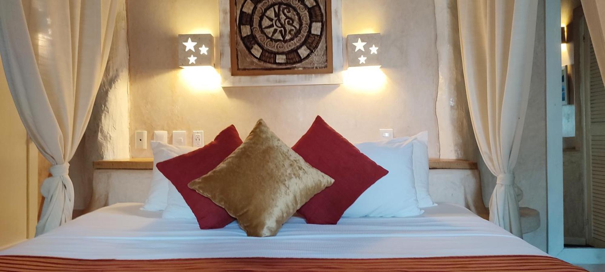 Hotel Estrellas - Located At The Party Zone 4*