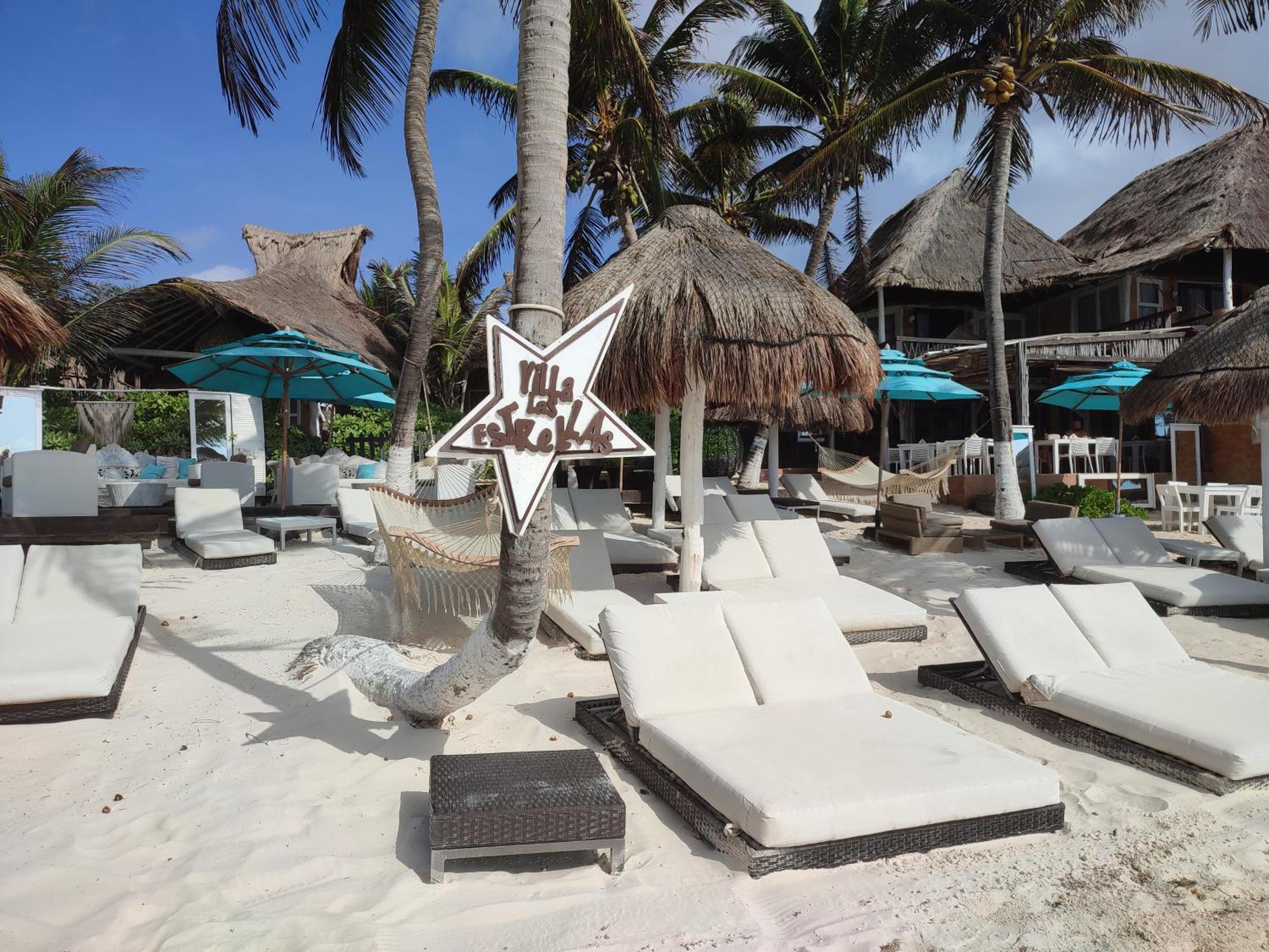 Estrellas - Located At The Party Zone Tulum