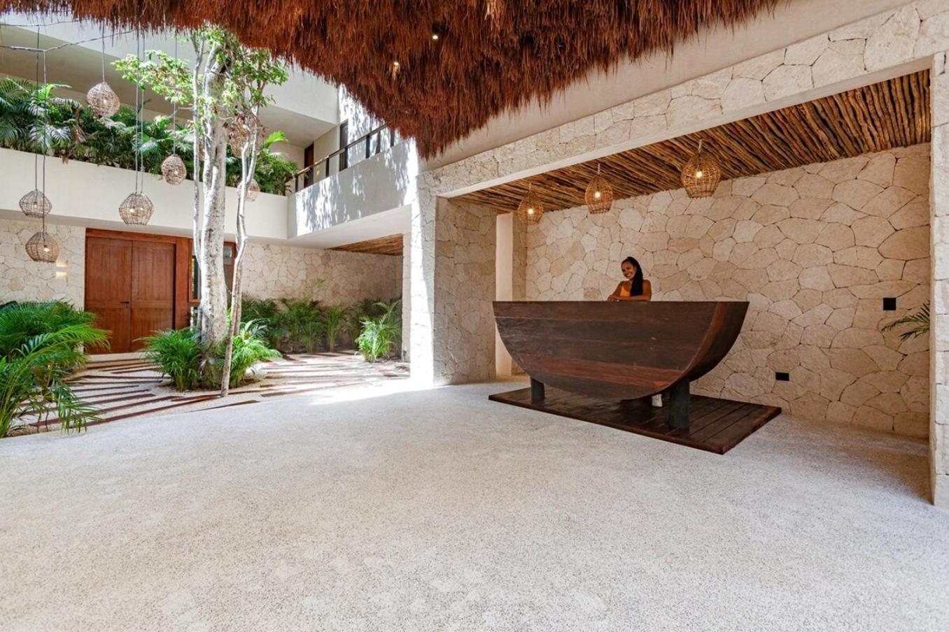 Apartamento Luxe Jungle 10min To Hot Tub King