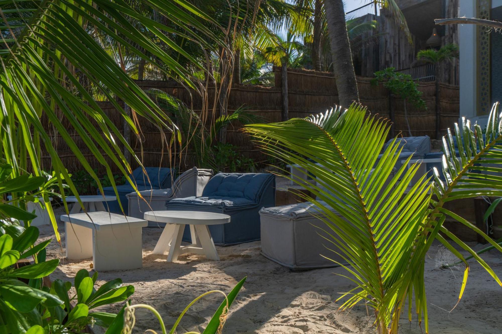 Sana Beachfront Boutique Hotel