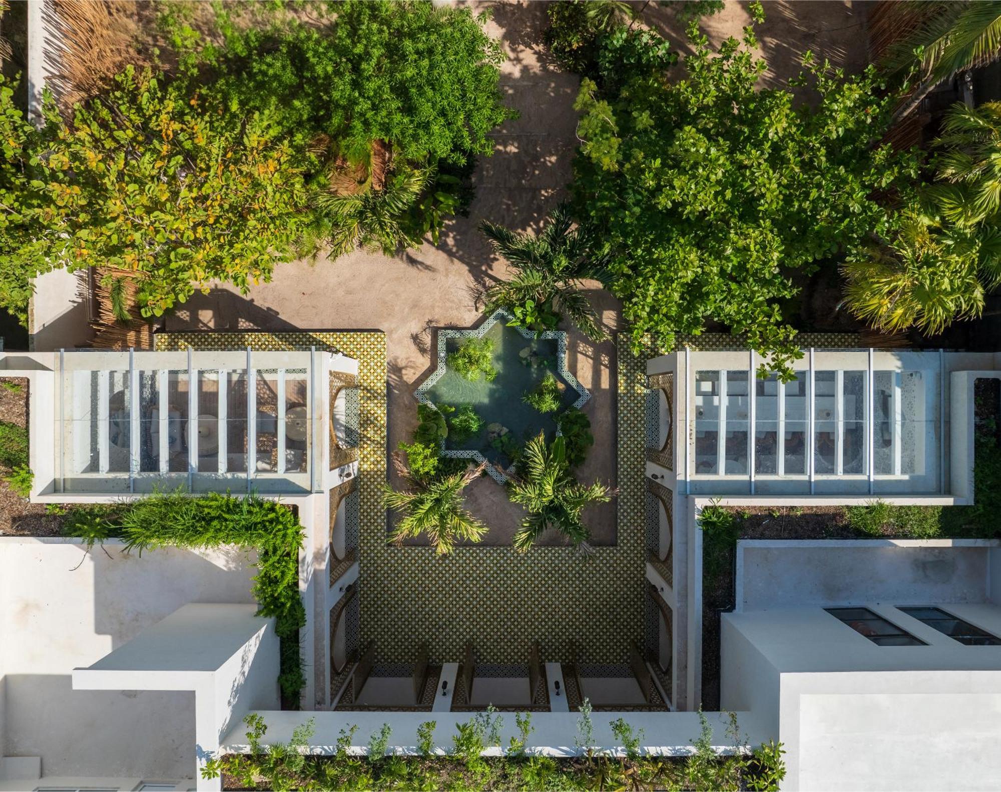 Hotel Sana Beachfront Boutique 5*