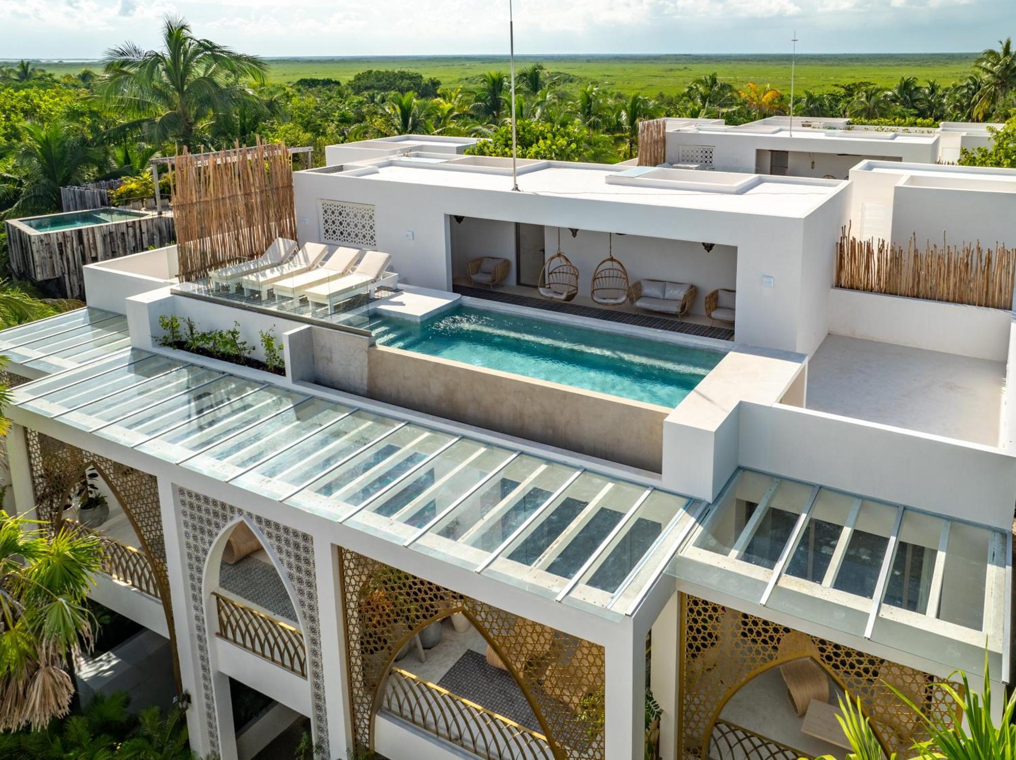 Sana Beachfront Boutique Hotel