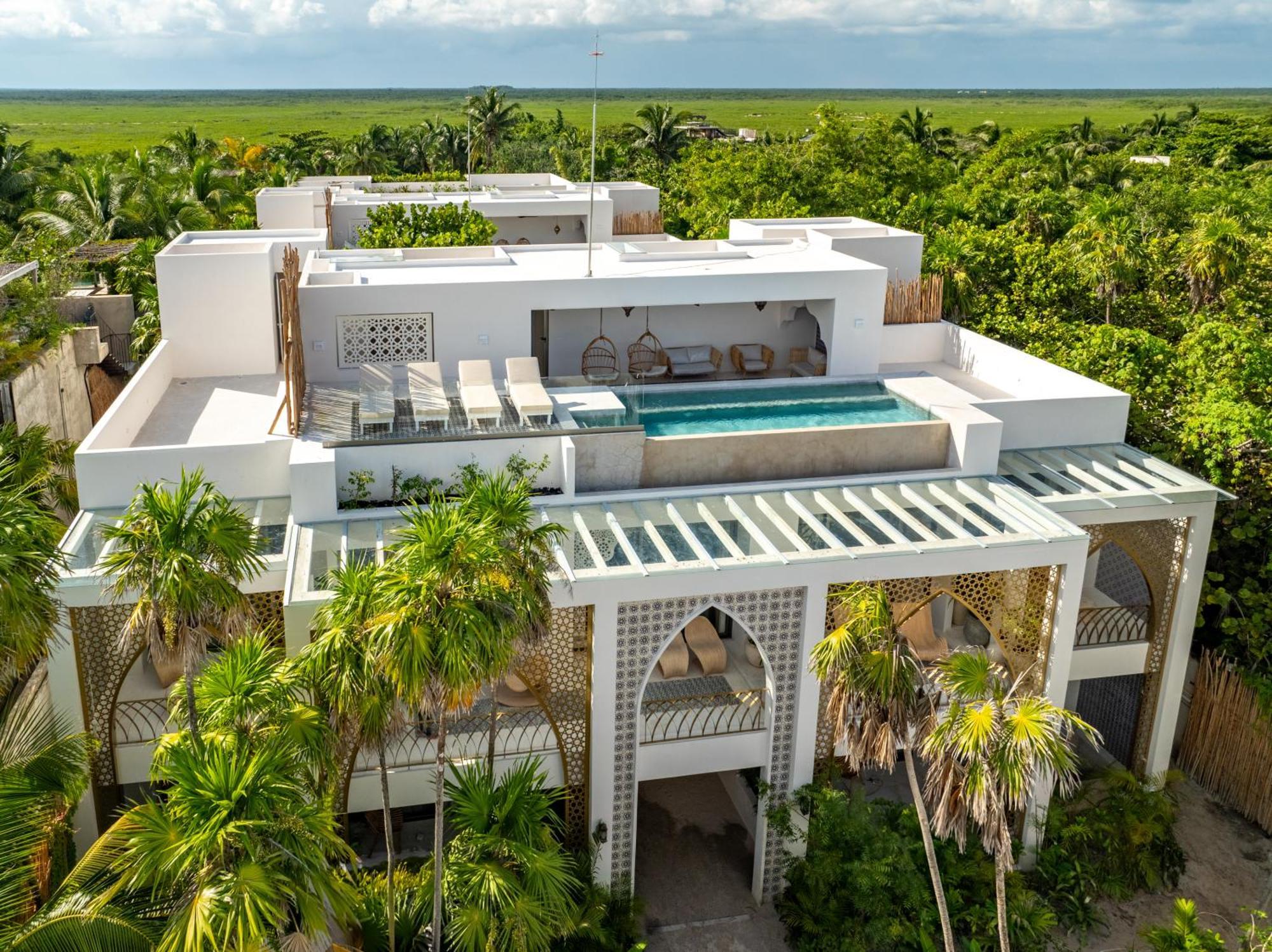 Sana Beachfront Boutique Hotel