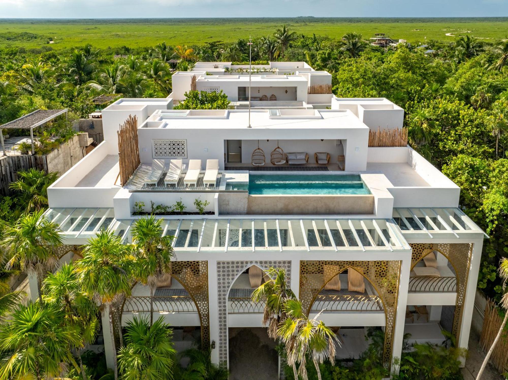 Sana Beachfront Boutique