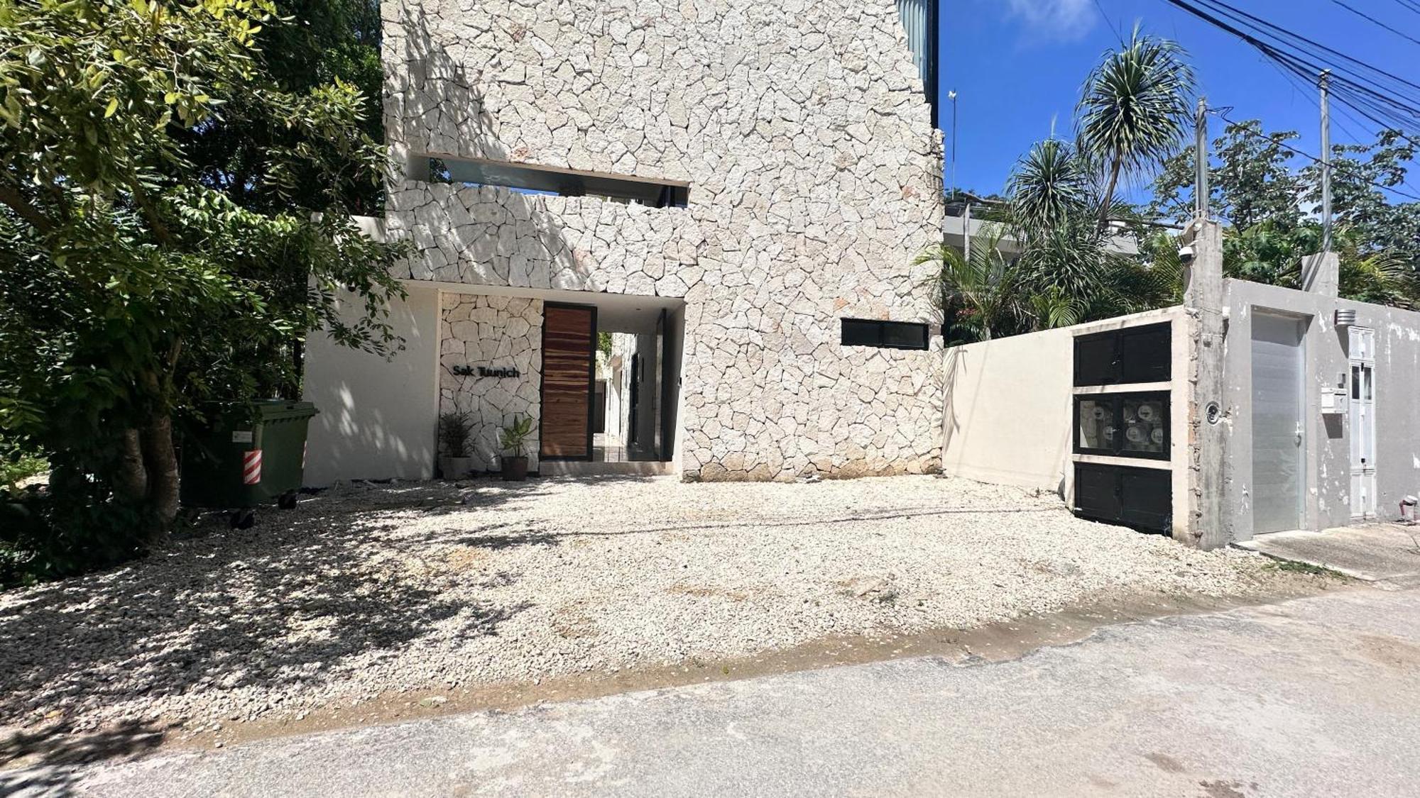 Apartamento Penthouse De Dos Pisos Con Alberca Privada En La Veleta *