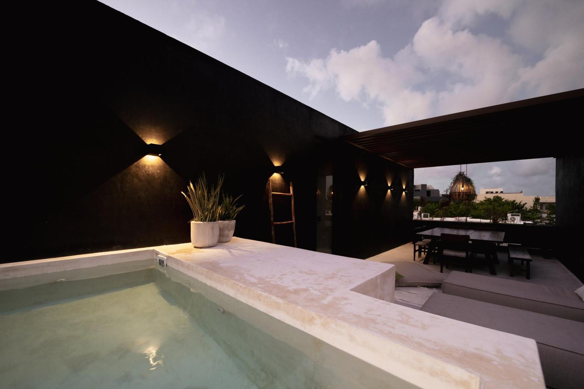Design Luxury 3br With 3 Pools, Stunning Rooftop, Boho Style, Near