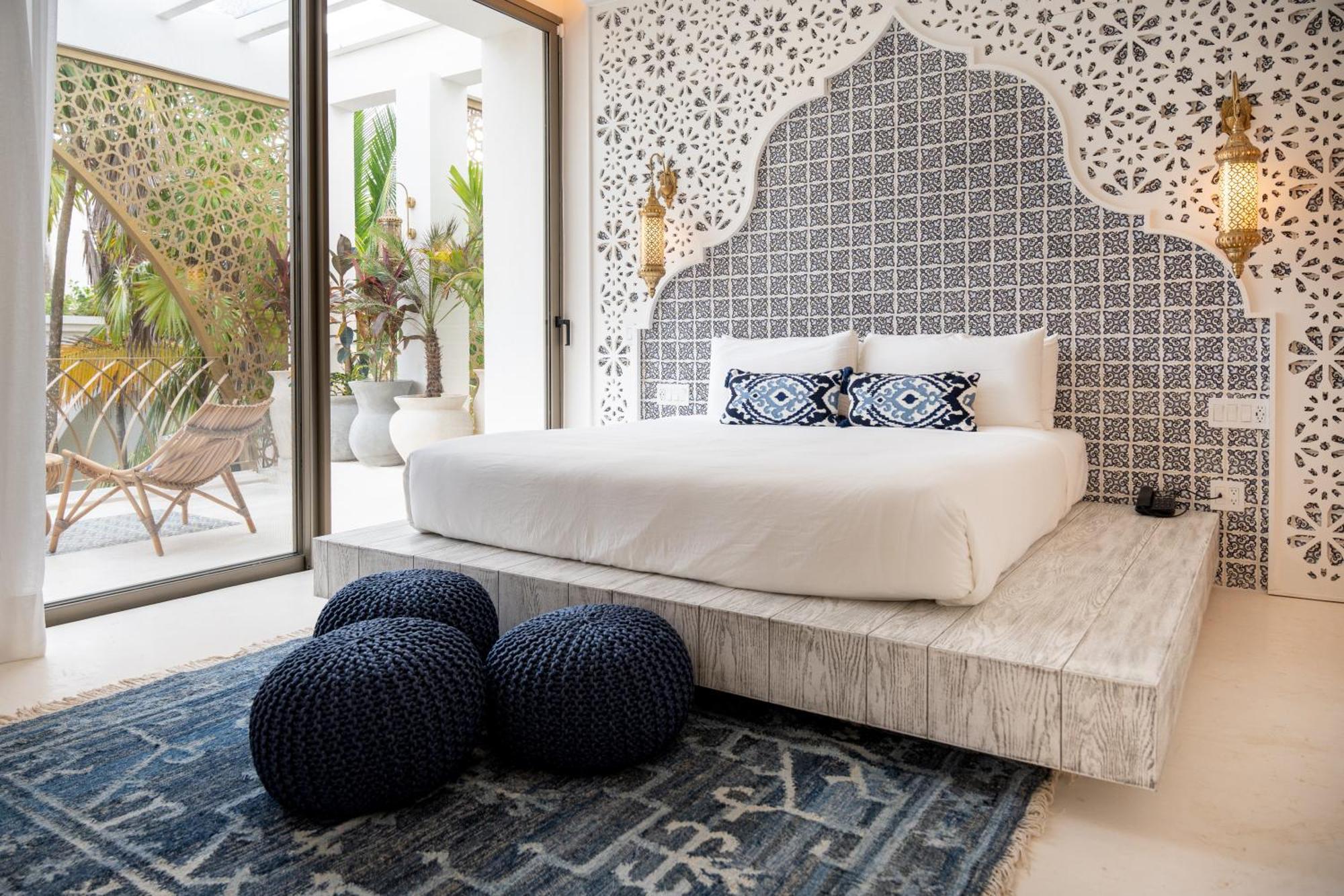 Sana Beachfront Boutique