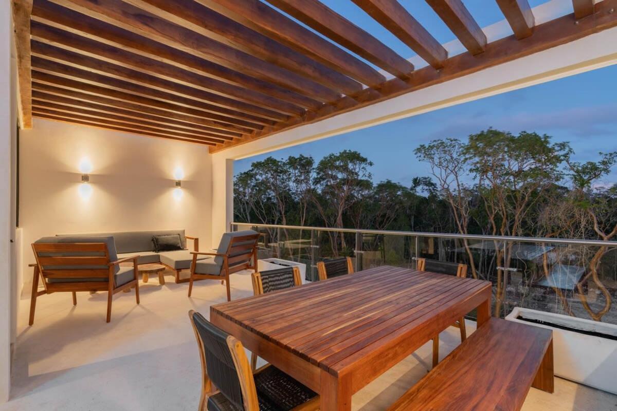 Villa Exclusive 4br In Karanda With Pools And Paddle