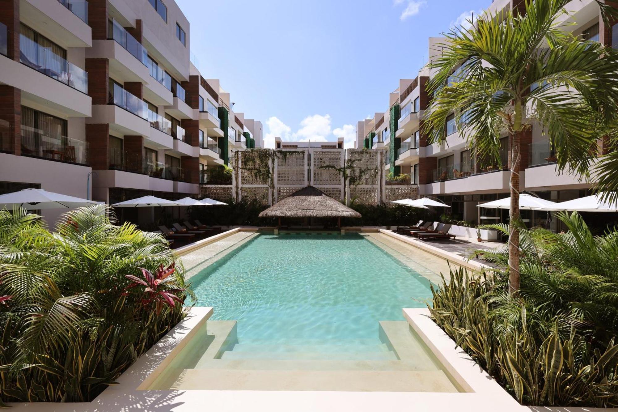 Hotel By Ihg 4*