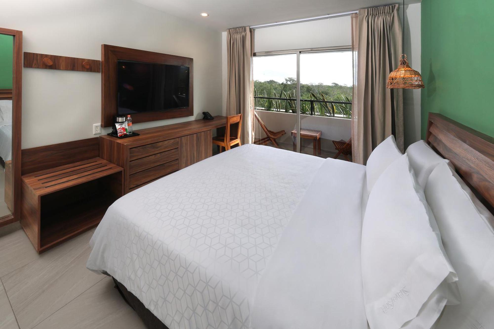 Hotel By Ihg 4*