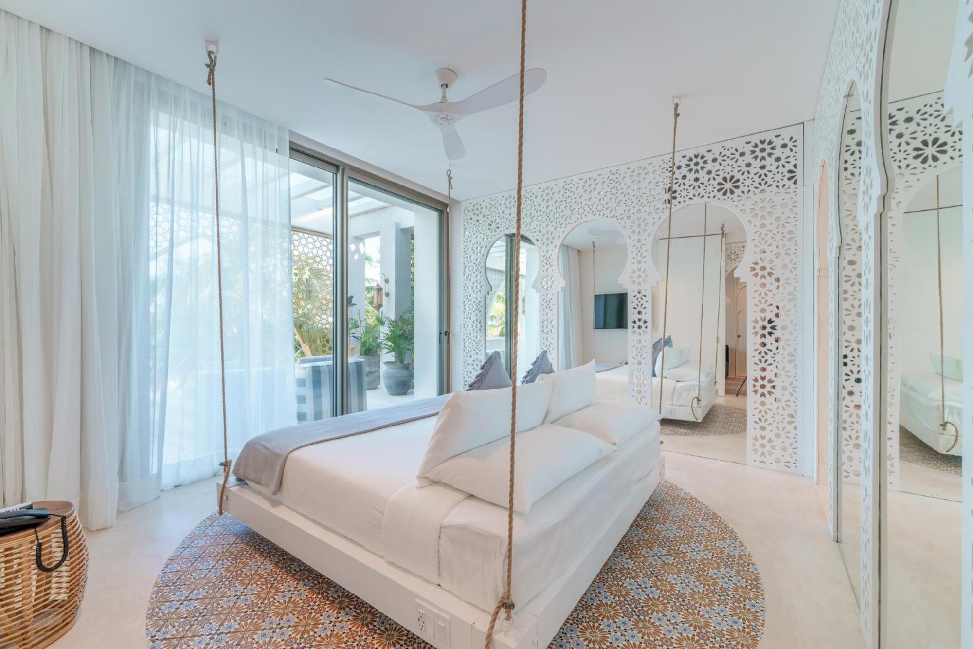 Sana Beachfront Boutique